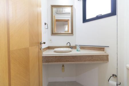 Apartamento à venda com 126m², 3 quartos e 3 vagasLavabo