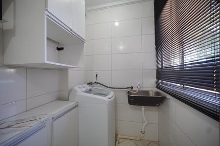 Área de Serviço de apartamento para alugar com 2 quartos, 54m² em Bom Viver, São José