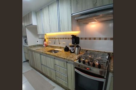 Apartamento para alugar com 80m², 2 quartos e 2 vagas Apartamento para alugar com 80m², 2 quartos e 2 vagasCozinha