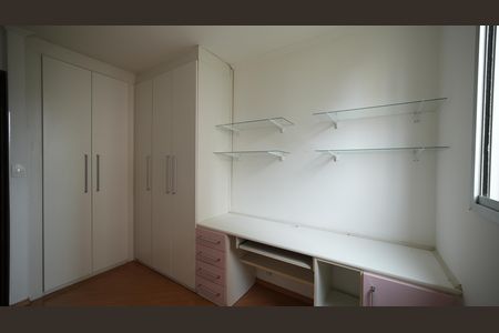 Apartamento à venda com 69m², 3 quartos e 1 vagaQuarto 2