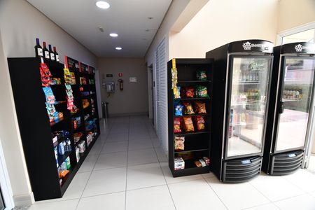 Apartamento para alugar com 60m², 2 quartos e 1 vagaMini Mercado
