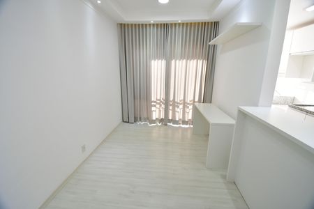 Sala de apartamento para alugar com 2 quartos, 60m² em Jardim Chapadão, Campinas