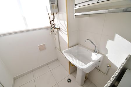 Apartamento para alugar com 60m², 2 quartos e 1 vagaÁrea de Serviço