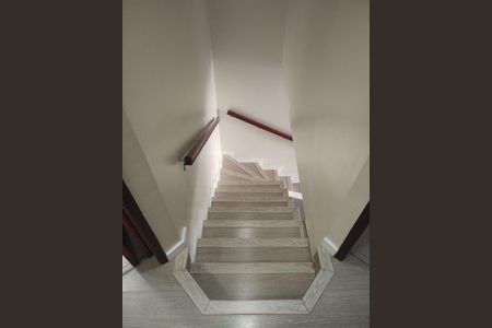Corredor de casa de condomínio à venda com 2 quartos, 50m² em Vila João Ramalho, Santo André
