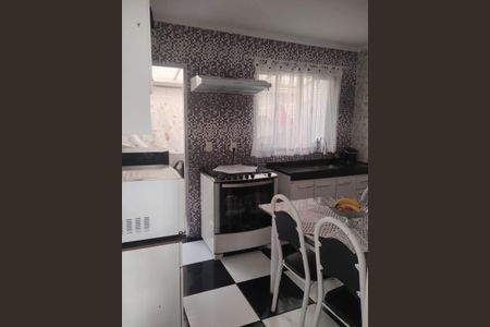 Cozinha de casa de condomínio à venda com 2 quartos, 50m² em Vila João Ramalho, Santo André