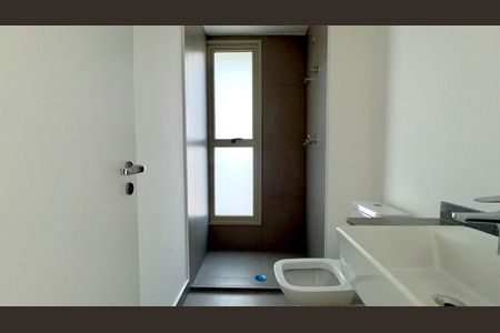 Apartamento à venda com 126m², 3 quartos e 2 vagas Apartamento à venda com 126m², 3 quartos e 2 vagasBanheiro da Suíte