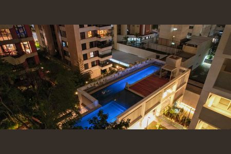 Apartamento à venda com 126m², 3 quartos e 2 vagas Apartamento à venda com 126m², 3 quartos e 2 vagasPiscina