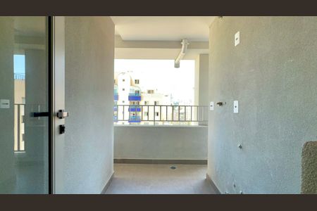 Apartamento à venda com 126m², 3 quartos e 2 vagas Apartamento à venda com 126m², 3 quartos e 2 vagasÁrea de Serviço