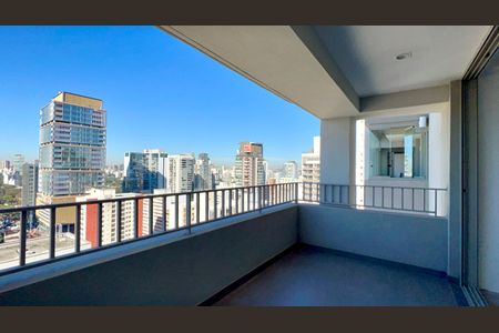 Apartamento à venda com 126m², 3 quartos e 2 vagas Apartamento à venda com 126m², 3 quartos e 2 vagasVaranda