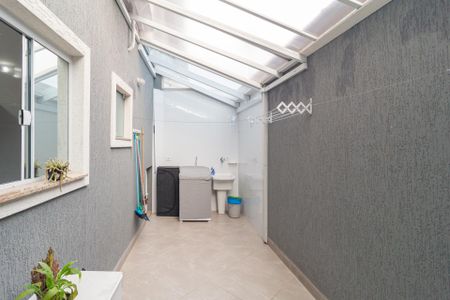 Casa de condomínio à venda com 64m², 2 quartos e 3 vagas Casa de condomínio à venda com 64m², 2 quartos e 3 vagasÁrea de serviço