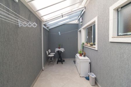 Casa de condomínio à venda com 64m², 2 quartos e 3 vagas Casa de condomínio à venda com 64m², 2 quartos e 3 vagasÁrea de serviço