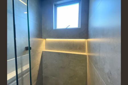 Banheiro social de apartamento à venda com 2 quartos, 60m² em Santa Monica, Belo Horizonte