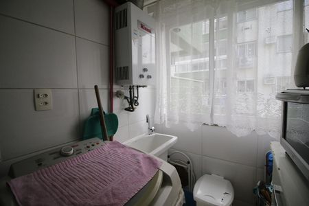 Apartamento à venda com 67m², 2 quartos e 1 vagaÁrea de Serviço