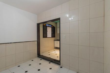 Casa para alugar com 76m², 1 quarto e sem vaga Casa para alugar com 76m², 1 quarto e sem vagaSala