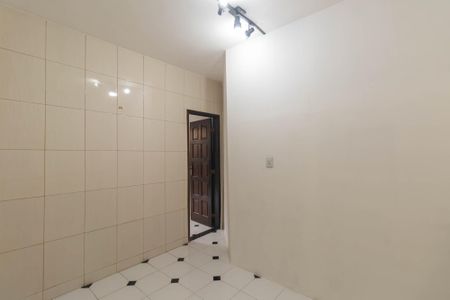 Sala de casa para alugar com 1 quarto, 76m² em Lindo Parque, São Gonçalo