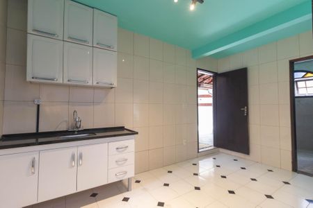 Casa para alugar com 76m², 1 quarto e sem vaga Casa para alugar com 76m², 1 quarto e sem vagaCozinha