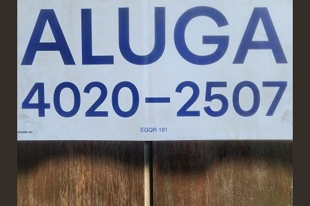 Casa para alugar com 76m², 1 quarto e sem vaga Casa para alugar com 76m², 1 quarto e sem vagaFachada