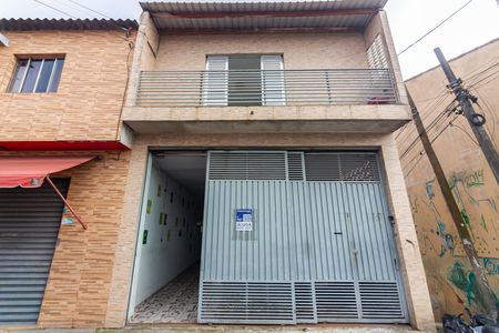 Fachada de casa para alugar com 2 quartos, 75m² em Bandeiras, Osasco