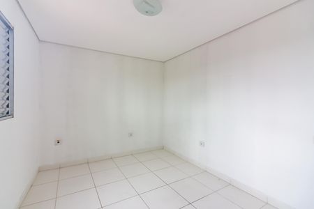 Casa para alugar com 75m², 2 quartos e 2 vagas Casa para alugar com 75m², 2 quartos e 2 vagasQuarto 1