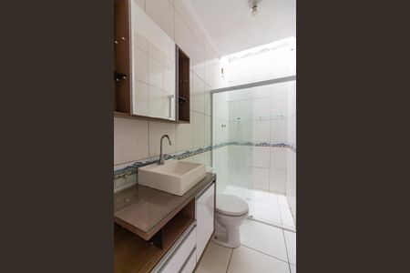 Casa para alugar com 75m², 2 quartos e 2 vagas Casa para alugar com 75m², 2 quartos e 2 vagasBanheiro