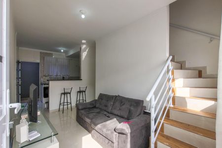 Casa de condomínio para alugar com 80m², 2 quartos e 1 vaga Casa de condomínio para alugar com 80m², 2 quartos e 1 vagaSala