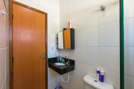 Casa de condomínio para alugar com 80m², 2 quartos e 1 vaga Casa de condomínio para alugar com 80m², 2 quartos e 1 vagaBanheiro