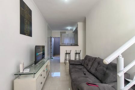 Casa de condomínio para alugar com 80m², 2 quartos e 1 vaga Casa de condomínio para alugar com 80m², 2 quartos e 1 vagaSala