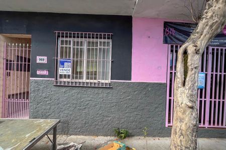 Fachada de casa à venda com 2 quartos, 114m² em Vila Moinho Velho, São Paulo