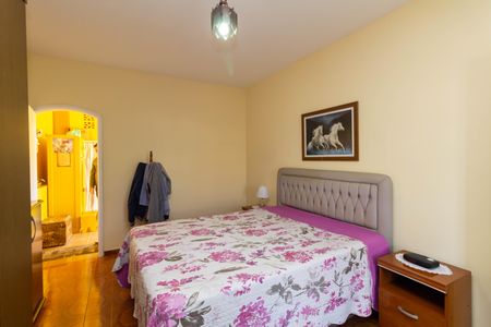 Casa para alugar com 300m², 3 quartos e 3 vagas Casa para alugar com 300m², 3 quartos e 3 vagasQuarto 1