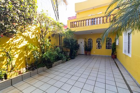 Casa para alugar com 300m², 3 quartos e 3 vagas Casa para alugar com 300m², 3 quartos e 3 vagasGaragem