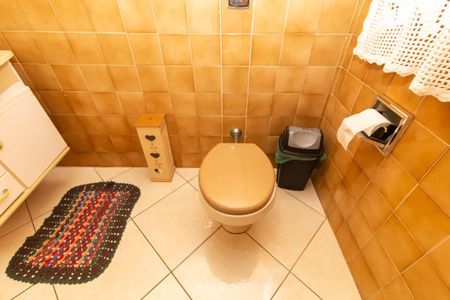 Casa para alugar com 300m², 3 quartos e 3 vagas Casa para alugar com 300m², 3 quartos e 3 vagasBanheiro 1
