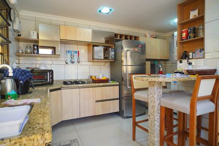 Cozinha  de casa à venda com 2 quartos, 200m² em Partenon, Porto Alegre