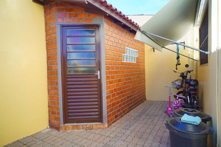 Depósito  de casa à venda com 2 quartos, 200m² em Partenon, Porto Alegre