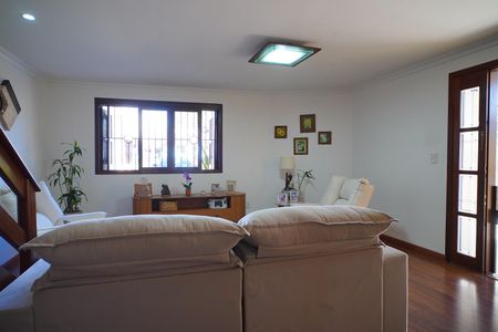 Sala de casa à venda com 2 quartos, 200m² em Partenon, Porto Alegre