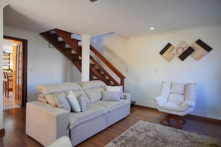 Casa à venda com 2 quartos, 200m² em Partenon, Porto Alegre