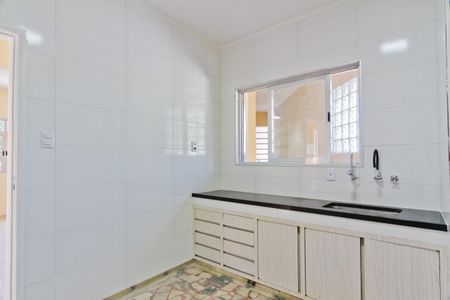 Casa para alugar com 130m², 2 quartos e 1 vaga Casa para alugar com 130m², 2 quartos e 1 vagaCozinha