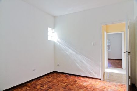 Casa para alugar com 130m², 2 quartos e 1 vaga Casa para alugar com 130m², 2 quartos e 1 vagaSuíte