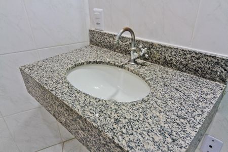 Casa para alugar com 130m², 2 quartos e 1 vaga Casa para alugar com 130m², 2 quartos e 1 vagaBanheiro da Suíte