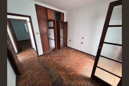 Casa para alugar com 200m², 3 quartos e 4 vagas Casa para alugar com 200m², 3 quartos e 4 vagasSUITE