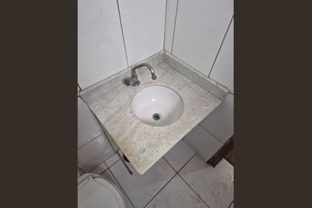 Casa para alugar com 200m², 3 quartos e 4 vagas Casa para alugar com 200m², 3 quartos e 4 vagasBANHEIRO DA SUITE