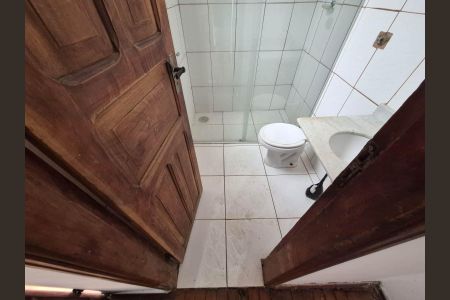 Casa para alugar com 200m², 3 quartos e 4 vagas Casa para alugar com 200m², 3 quartos e 4 vagasBANHEIRO DA SUITE
