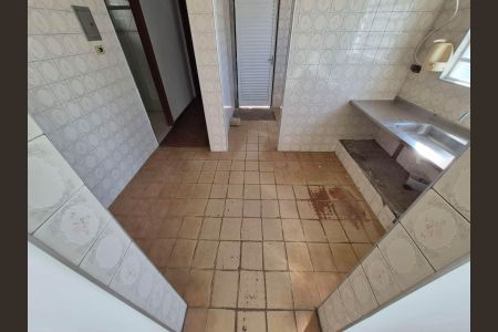 Casa para alugar com 200m², 3 quartos e 4 vagas Casa para alugar com 200m², 3 quartos e 4 vagasCOZINHA