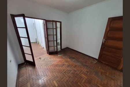 Casa para alugar com 200m², 3 quartos e 4 vagas Casa para alugar com 200m², 3 quartos e 4 vagasSUITE