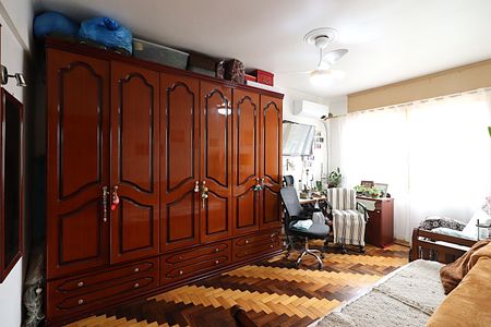Suíte de apartamento à venda com 3 quartos, 107m² em São Geraldo, Porto Alegre