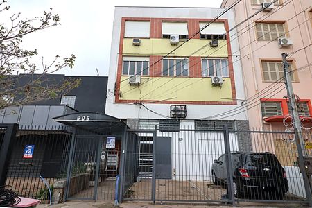 Fachada do Prédio de apartamento à venda com 3 quartos, 107m² em São Geraldo, Porto Alegre