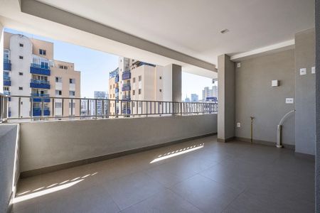 Apartamento à venda com 126m², 3 quartos e 2 vagas Apartamento à venda com 126m², 3 quartos e 2 vagasSala/Cozinha - Varanda 2