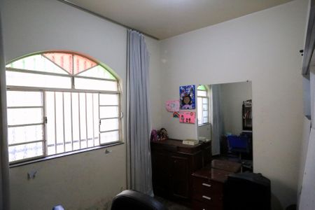 Casa para alugar com 300m², 3 quartos e 1 vaga Casa para alugar com 300m², 3 quartos e 1 vagaQuarto 1
