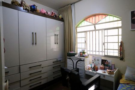Casa para alugar com 300m², 3 quartos e 1 vaga Casa para alugar com 300m², 3 quartos e 1 vagaQuarto