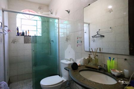 Casa para alugar com 300m², 3 quartos e 1 vaga Casa para alugar com 300m², 3 quartos e 1 vagaBanheiro
