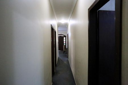 Corredor de casa para alugar com 3 quartos, 300m² em Ipiranga, Belo Horizonte